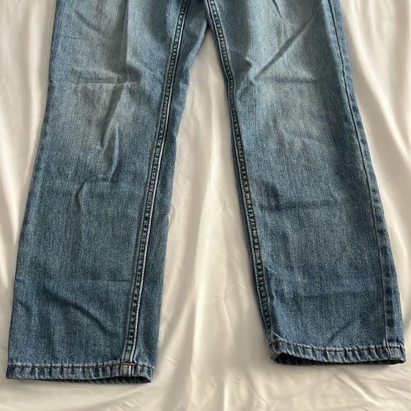 Everlane Lightweight Relaxed Jeans - Picture 3 of 5